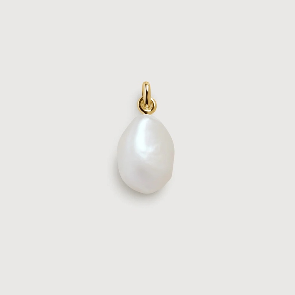 #1 Monica Vinader Baroque Pearl Pendant (single)